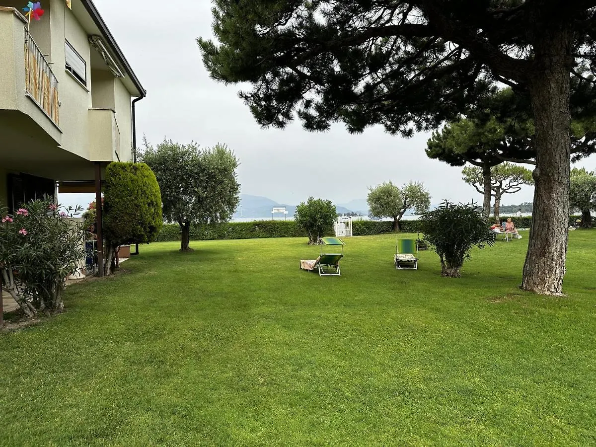 Apartment Appartamento Lago Blu Manerba del Garda Italy