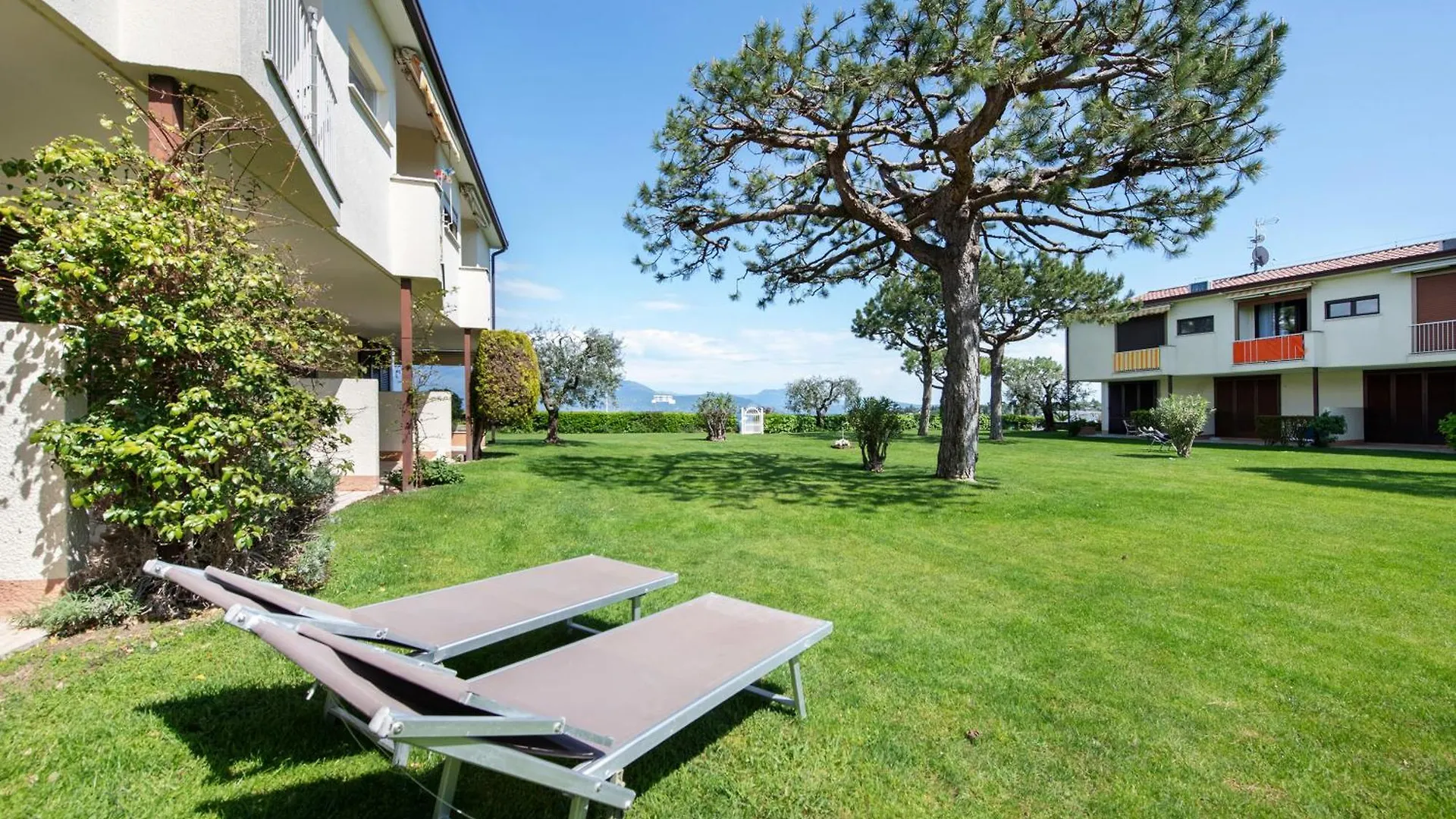 Apartment Appartamento Lago Blu Manerba del Garda